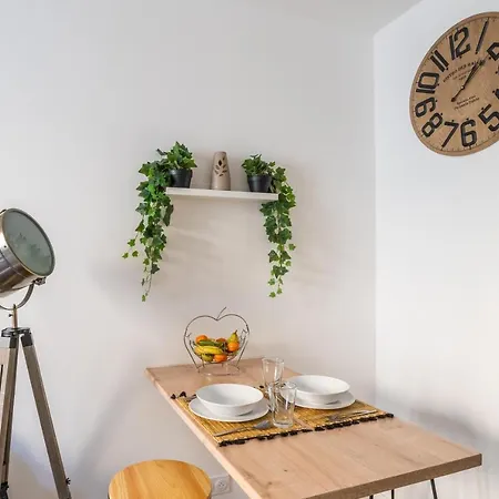 Le Coconning: Tranquil City Center Retreat Apartment *